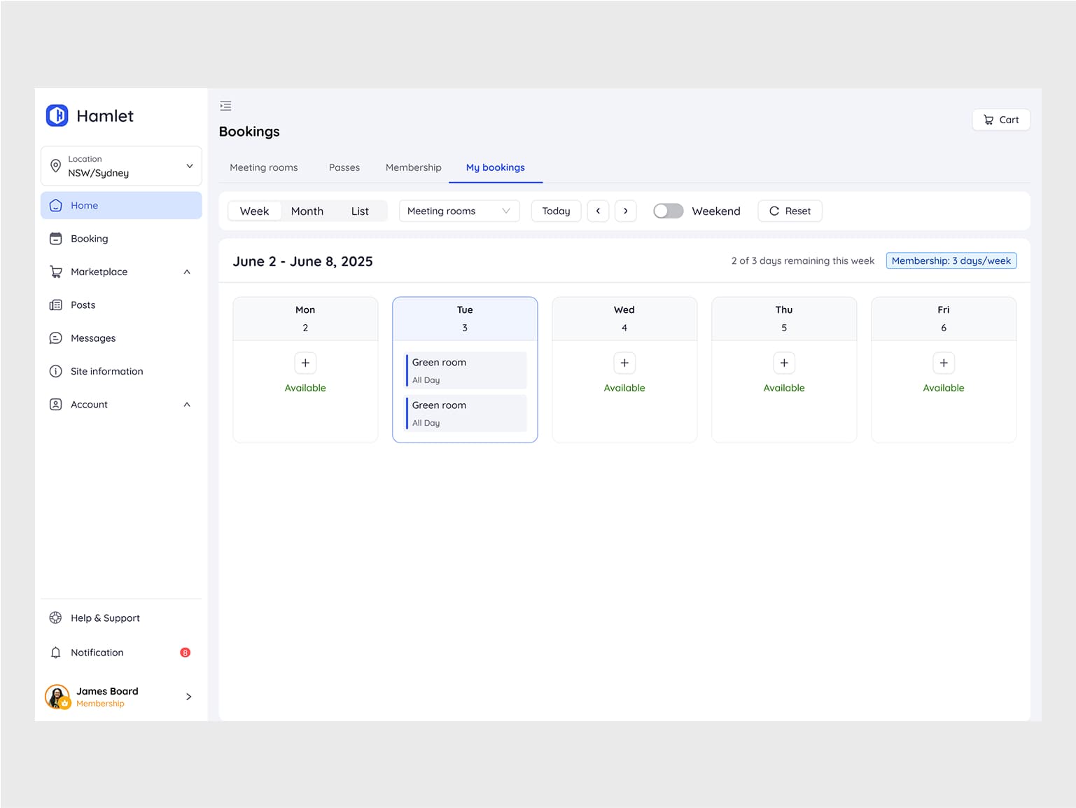 Weekly meeting room planner with availability cards per day